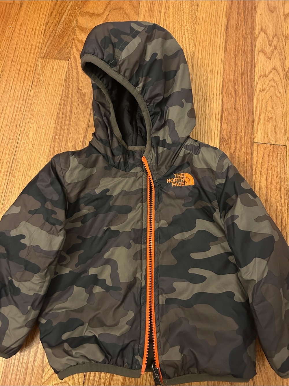 The North Face kids Reversible Camo Hooded Puffer Jacket